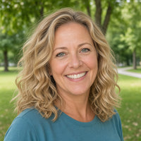 <p><strong>Dana Whitfield</strong></p>